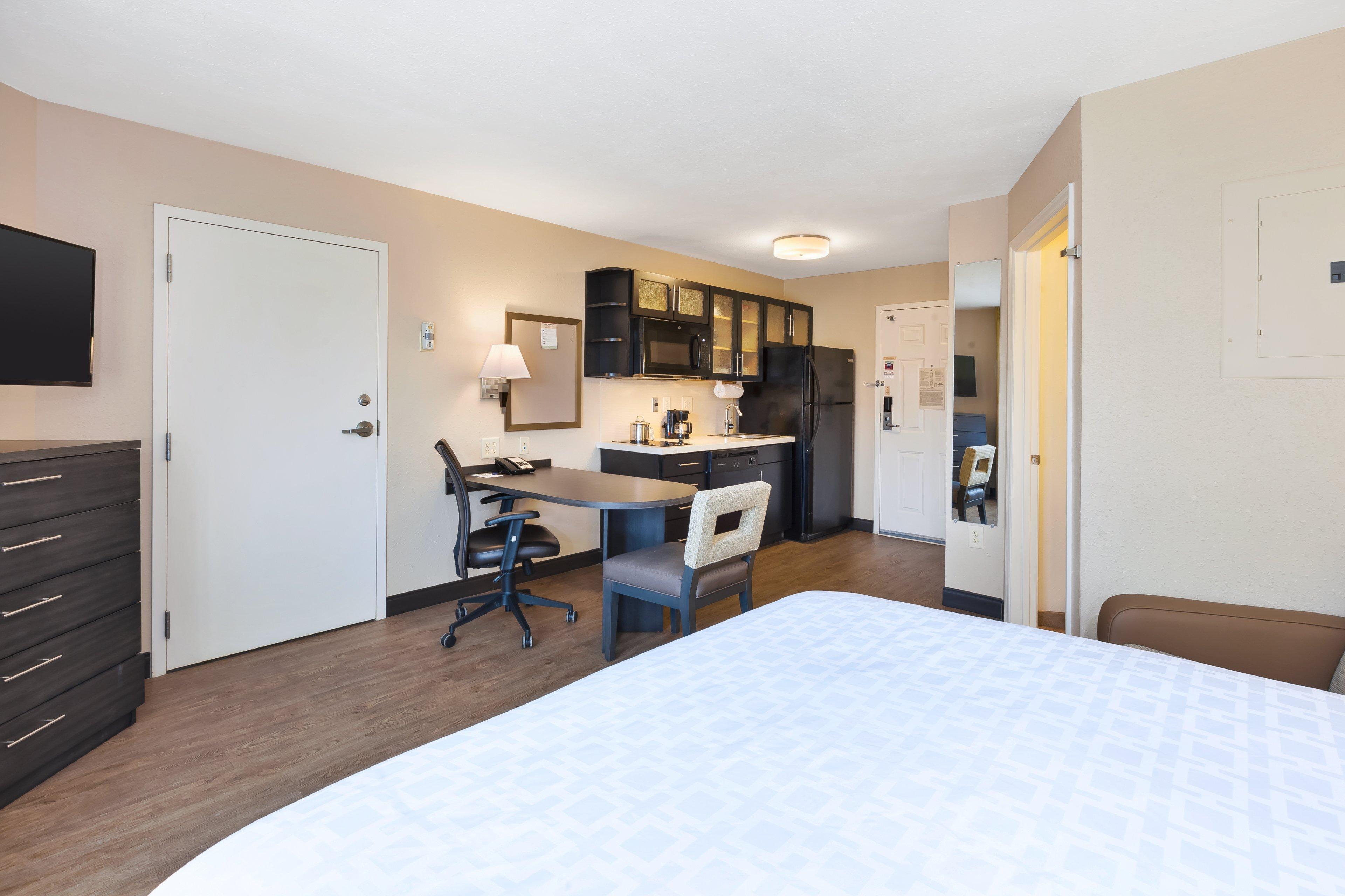 Candlewood Suites Rocky Mount By Ihg Exterior photo